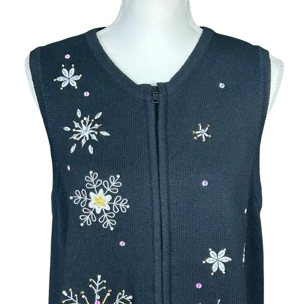 CDP & Co Knit Vest Size  Medium Black Silver Snowflake Embroidered Beaded Top